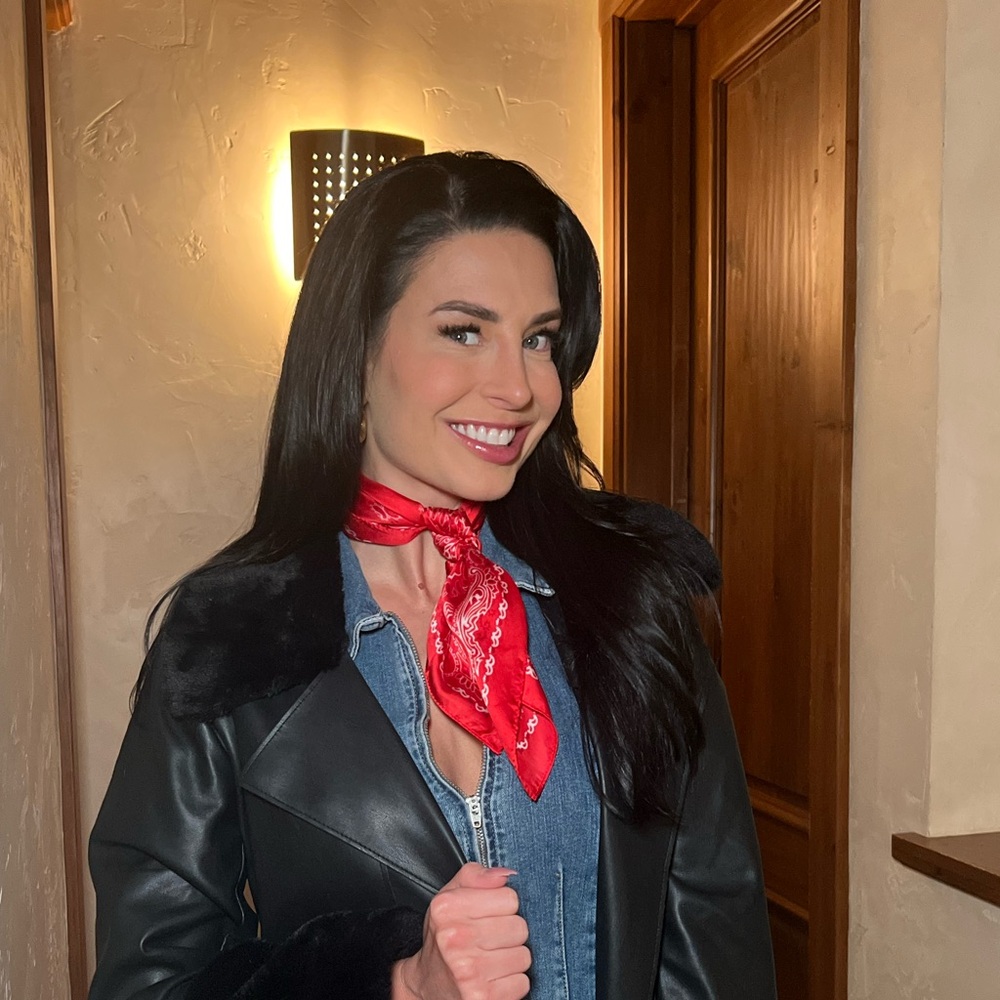 Meet your Posher, Kylie